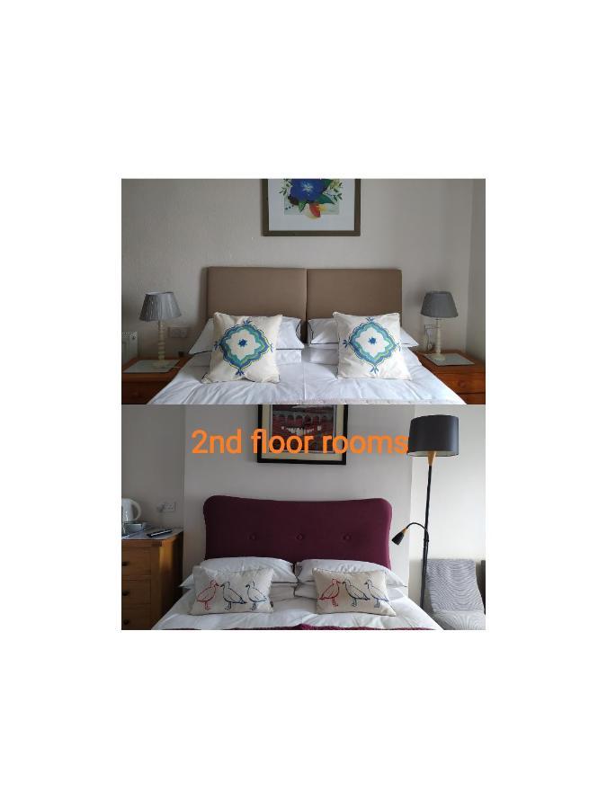 Frosty Towers Bed & Breakfast Ландъндо Екстериор снимка